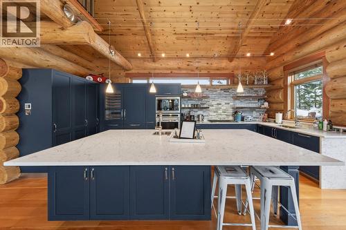 1783 Greywolf Drive, Panorama, BC - Indoor Photo Showing Other Room