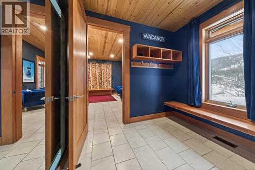 1783 Greywolf Drive, Panorama, BC - Indoor Photo Showing Other Room