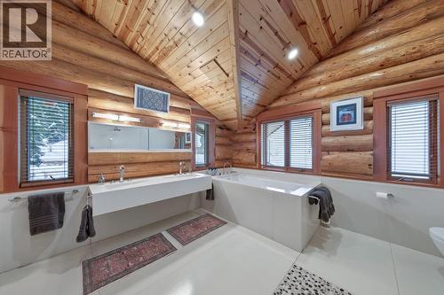 1783 Greywolf Drive, Panorama, BC - Indoor