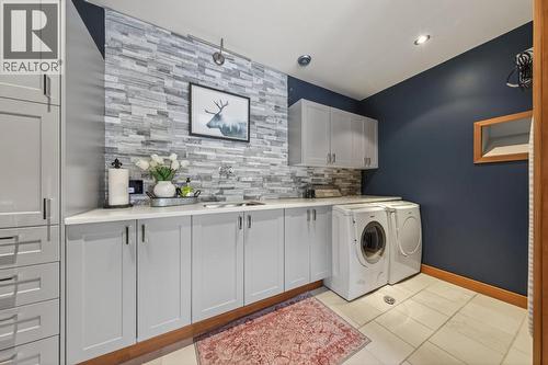 1783 Greywolf Drive, Panorama, BC - Indoor Photo Showing Laundry Room