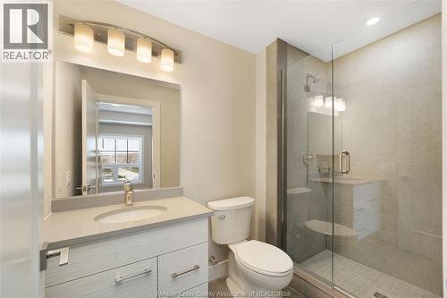 190 Main Street East Unit# 302, Kingsville, ON - Indoor Photo Showing Bathroom