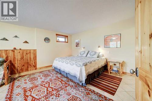 31 Villa Vega Acres, Rural Pincher Creek No. 9, M.D. Of, AB - Indoor Photo Showing Bedroom