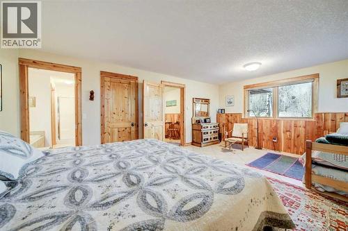 31 Villa Vega Acres, Rural Pincher Creek No. 9, M.D. Of, AB - Indoor Photo Showing Bedroom