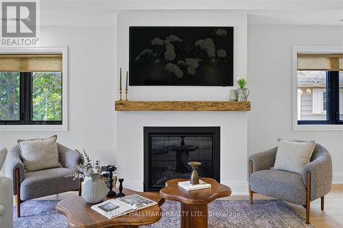 17 Mill Street, East Gwillimbury, ON - Indoor Photo Showing Living Room With Fireplace