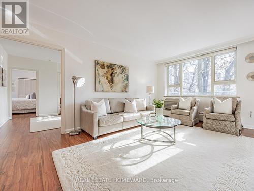 210 - 40 Glen Road, Toronto, ON - Indoor Photo Showing Living Room