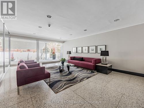 210 - 40 Glen Road, Toronto, ON - Indoor