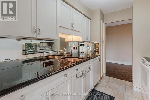 407 - 3734 St Clair Avenue E, Toronto, ON - Indoor Photo Showing Kitchen