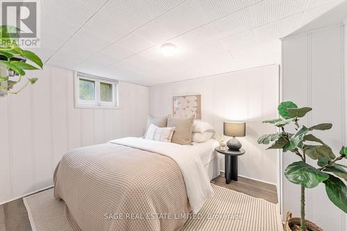 307 Warden Avenue, Toronto, ON - Indoor Photo Showing Bedroom