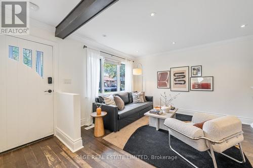 307 Warden Avenue, Toronto, ON - Indoor Photo Showing Living Room