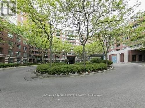 1003 - 1093 Kingston Road, Toronto, ON - Outdoor