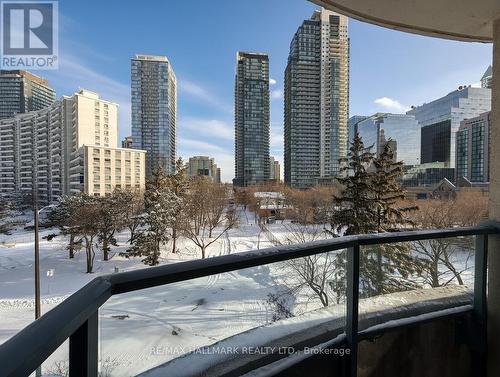 522 - 233 Beecroft Road, Toronto, ON - Outdoor With Facade