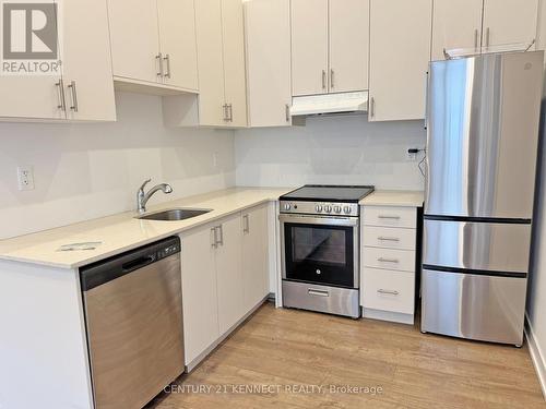 (Coach House) - 35 Golden Fern Street, Markham, ON - Indoor Photo Showing Kitchen