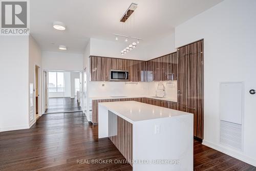 3005 - 1 Grandview Avenue, Markham, ON - Indoor Photo Showing Kitchen