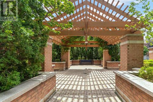 103 - 130 Pond Drive, Markham, ON - Outdoor