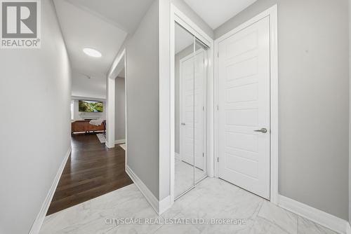28 Celano Drive, Hamilton, ON - Indoor Photo Showing Other Room