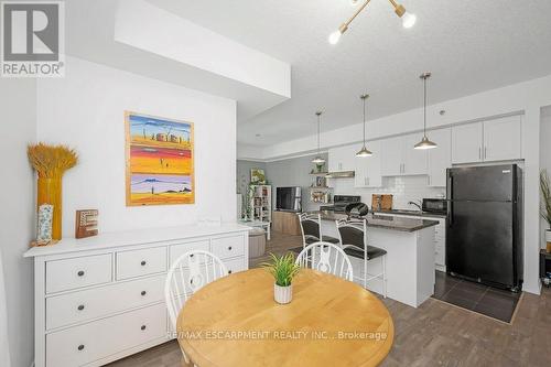 302 - 90 Charlton Avenue W, Hamilton, ON - Indoor