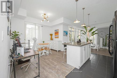 302 - 90 Charlton Avenue W, Hamilton, ON - Indoor