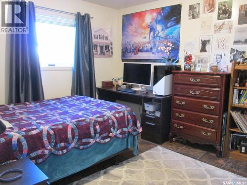 613 9Th Avenue W, Nipawin, SK - Indoor Photo Showing Bedroom