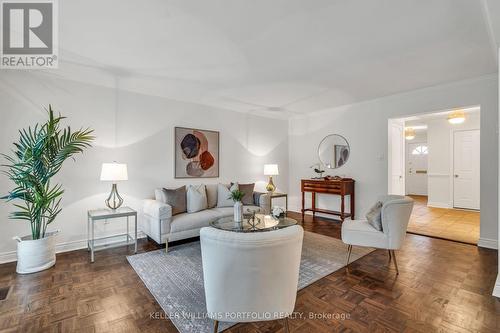27 Snowshoe Mill Way, Toronto, ON - Indoor Photo Showing Living Room