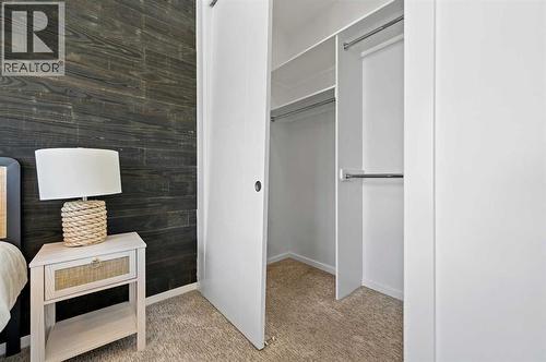 3569 19 Avenue Sw, Calgary, AB - Indoor Photo Showing Other Room