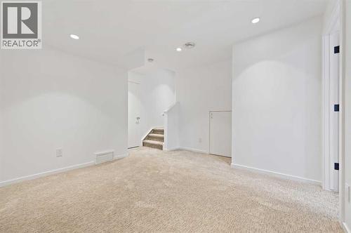 3569 19 Avenue Sw, Calgary, AB - Indoor Photo Showing Other Room