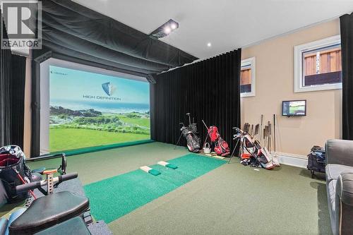 1020 Bel-Aire Drive, Calgary, AB - Indoor Photo Showing Other Room