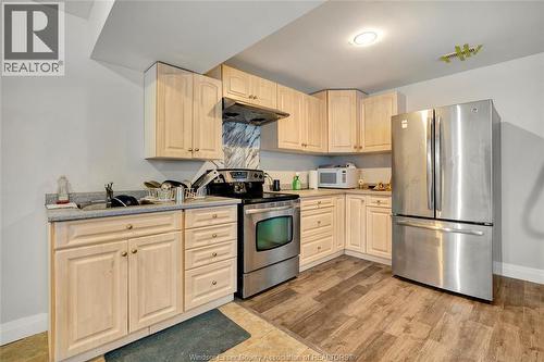 787 Helena Court, Belle River, ON - Indoor Photo Showing Kitchen