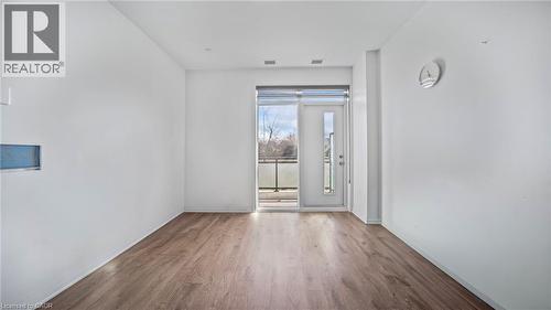 95 Dundas Street Unit# 004, Oakville, ON - Indoor Photo Showing Other Room