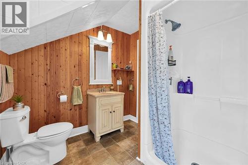 463 Concession 14 Road, Hagersville, ON - Indoor Photo Showing Bathroom