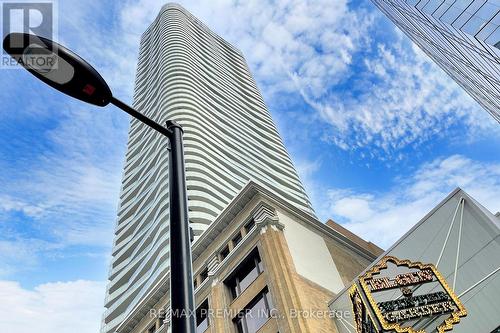 2303 - 197 Yonge Street, Toronto, ON - Outdoor