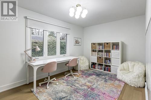 8 Birchcroft Road, Toronto, ON - Indoor Photo Showing Office