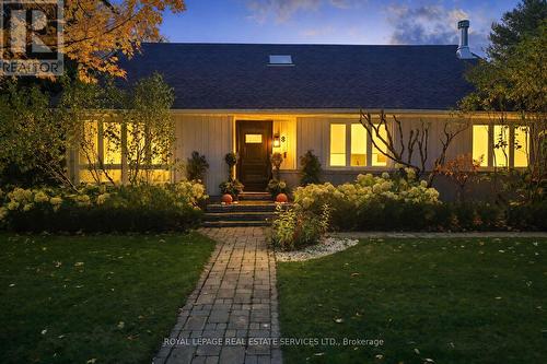 8 Birchcroft Road, Toronto, ON - Outdoor