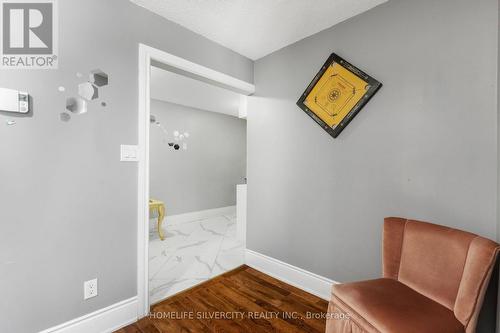 96 - 90 Lawrence Avenue, Orangeville, ON - Indoor Photo Showing Other Room