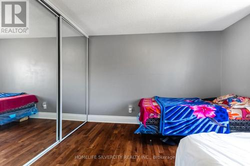 96 - 90 Lawrence Avenue, Orangeville, ON - Indoor Photo Showing Bedroom