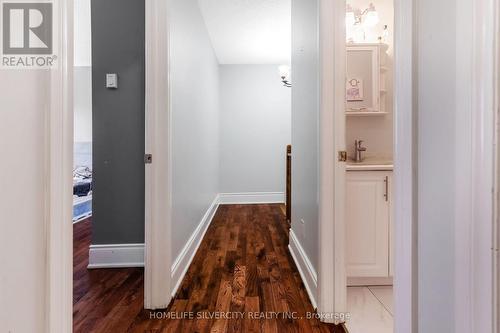 96 - 90 Lawrence Avenue, Orangeville, ON - Indoor Photo Showing Other Room