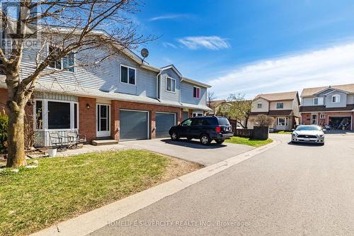 96 - 90 Lawrence Avenue, Orangeville, ON - Outdoor With Facade