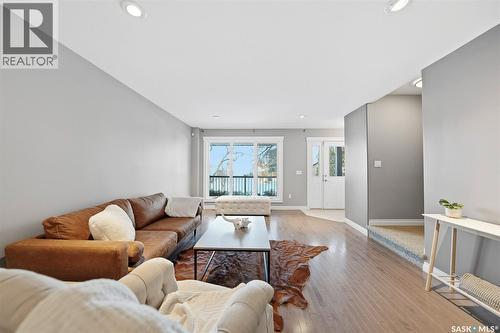 2129 Coy Avenue, Saskatoon, SK - Indoor Photo Showing Living Room