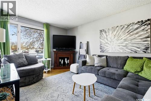 387 Fines DRIVE  Regina, SK S4N 5T3