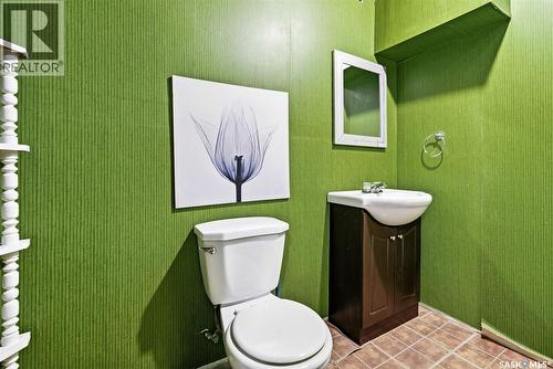 387 Fines Drive, Regina, SK - Indoor Photo Showing Bathroom