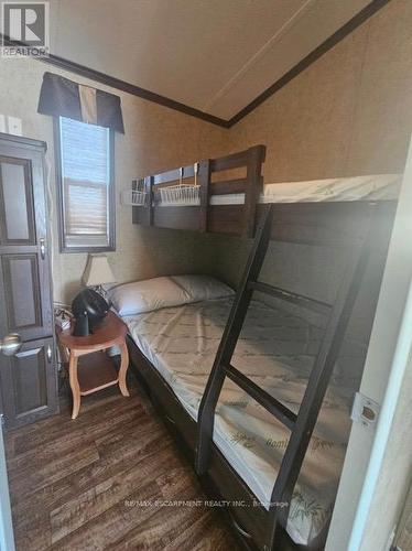 45 Quarry View Village, Port Colborne, ON - Indoor Photo Showing Other Room