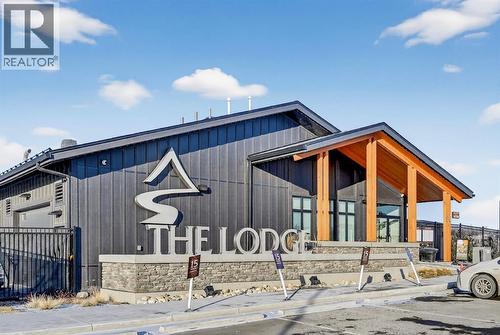 19 Rowley Park Nw, Calgary, AB - Outdoor