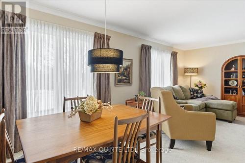 10 Grosvenor Drive, Belleville (Belleville Ward), ON - Indoor