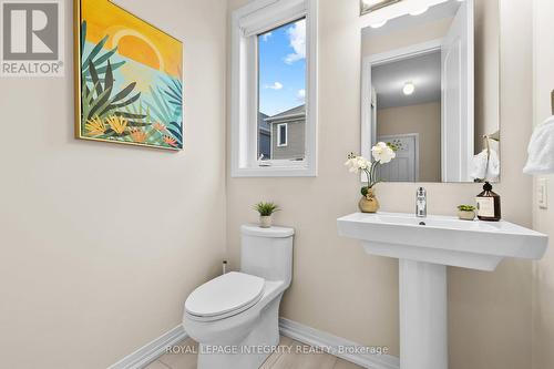 807 Mercier Crescent, Ottawa, ON - Indoor Photo Showing Bathroom