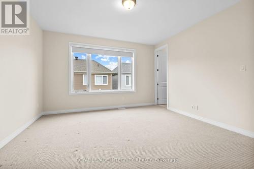 807 Mercier Crescent, Ottawa, ON - Indoor Photo Showing Other Room