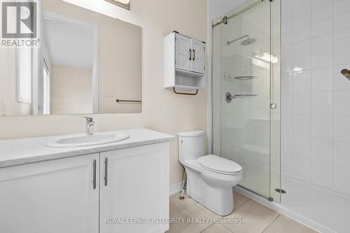 807 Mercier Crescent, Ottawa, ON - Indoor Photo Showing Bathroom