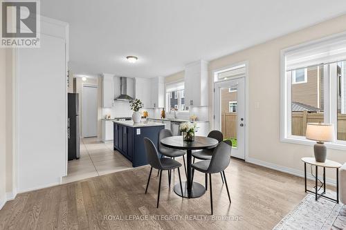 807 Mercier Crescent, Ottawa, ON - Indoor Photo Showing Dining Room