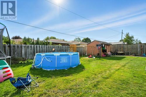 46 Collier Road S, Thorold (Thorold Downtown), ON - Outdoor With Above Ground Pool With Backyard
