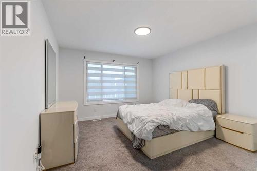 208 Dawson Circle, Chestermere, AB - Indoor Photo Showing Bedroom