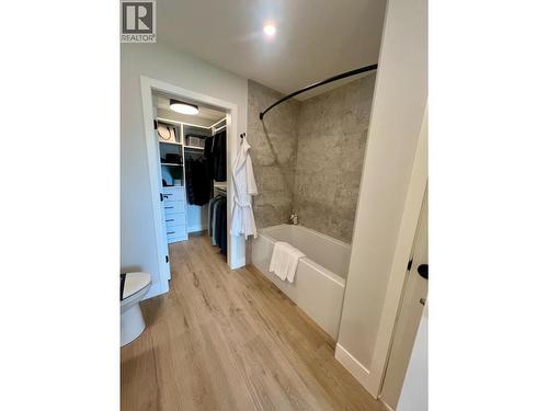 75 Predator Ridge Drive Unit# 406, Vernon, BC - Indoor