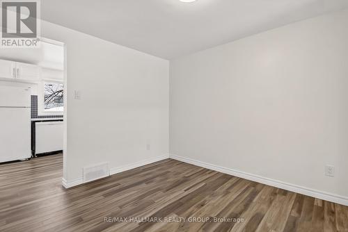 7 - 86 Esterlawn Private, Ottawa, ON - Indoor Photo Showing Other Room